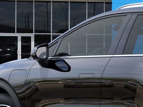 New 2026 Chevrolet Equinox EV LT image 12