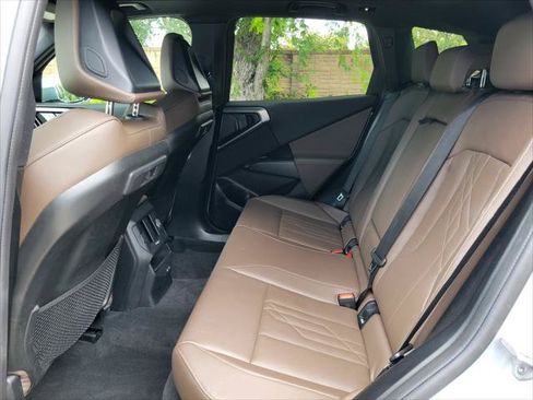 Used 2025 BMW X3 xDrive30i AWD/4WD image 12