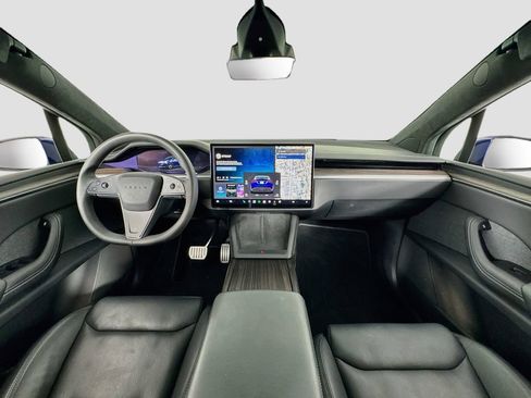 Used 2023 Tesla Model X AWD/4WD image 15