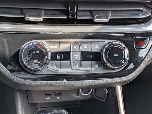 New 2026 Buick Envista Sport Touring image 23