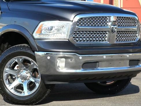Used 2016 RAM 1500 Laramie w/ Convenience Group AWD/4WD image 2