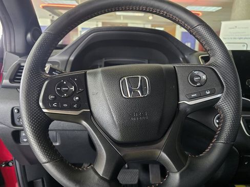 Used 2022 Honda Passport TrailSport image 36