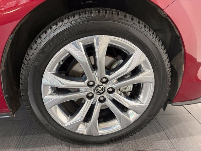 Used 2021 Toyota Sienna Platinum FWD image 25