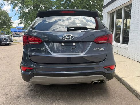 Used 2018 Hyundai Santa Fe Sport FWD image 6