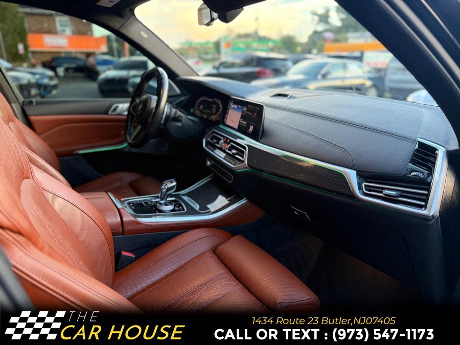 Used 2021 BMW X5 M50i w/ Executive Package AWD/4WD image 24