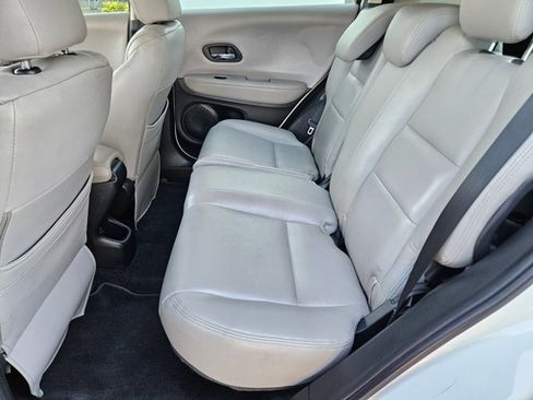 Used 2016 Honda HR-V LX image 15
