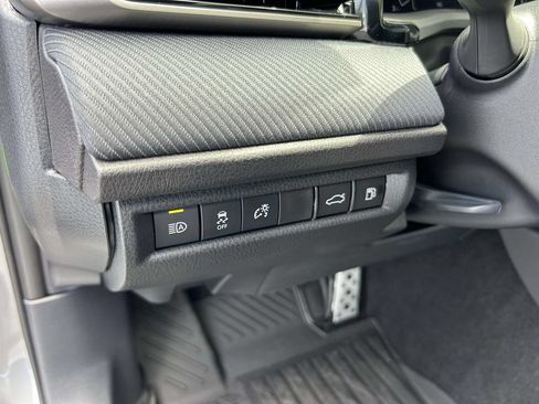 New 2026 Toyota Camry SE w/ Convenience Package FWD image 17