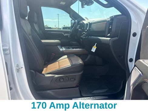 Used 2024 Chevrolet Silverado 2500 High Country w/ High Country Premium Package AWD/4WD image 34