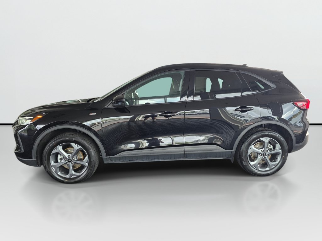 Used 2025 Ford Escape ST-Line Select AWD/4WD image 2