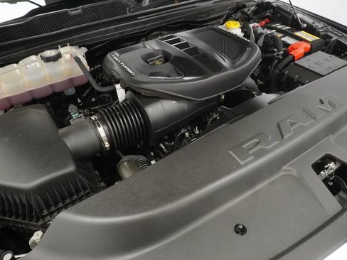Used 2025 RAM 1500 Limited AWD/4WD image 54