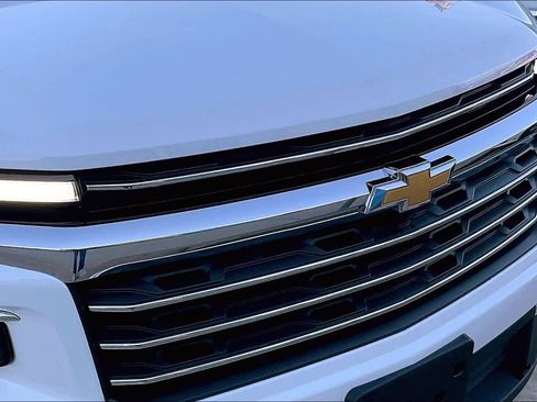 Certified 2025 Chevrolet Traverse LT image 29