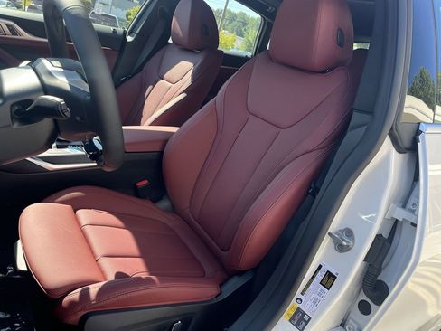 Used 2025 BMW i4 eDrive40 w/ Premium Package image 14