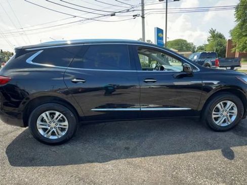 Used 2020 Buick Enclave Essence FWD image 9