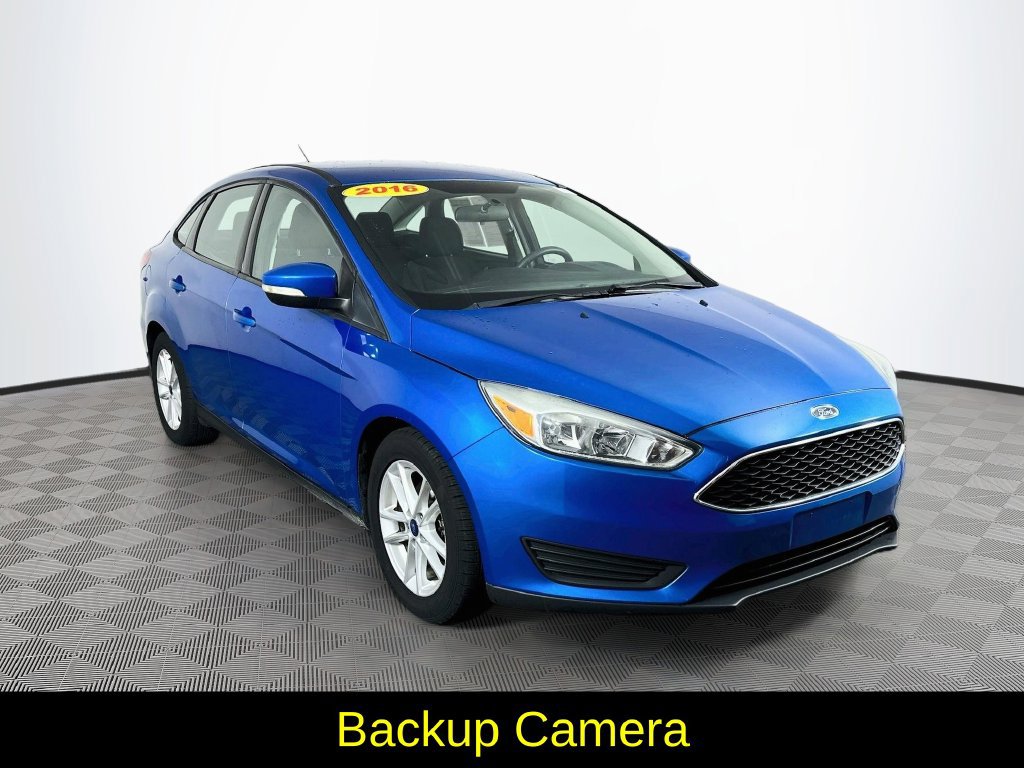 Used 2016 Ford Focus SE FWD image 2