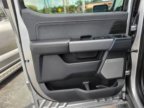 New 2025 Ford F150 Lightning Lariat image 14