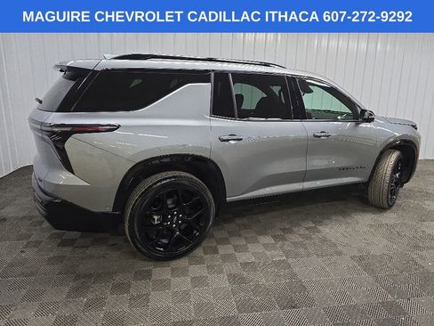 Used 2026 Chevrolet Traverse RS AWD/4WD image 3