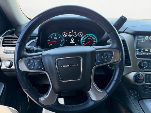 Used 2019 GMC Yukon Denali RWD image 6