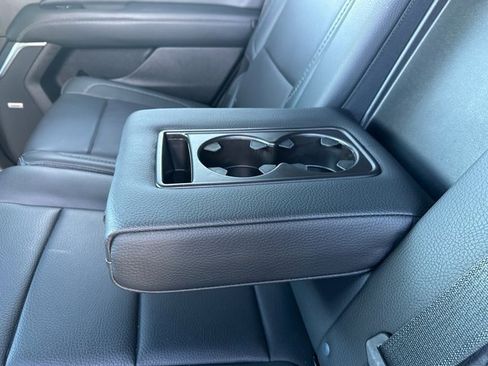 Used 2022 GMC Yukon Denali image 24