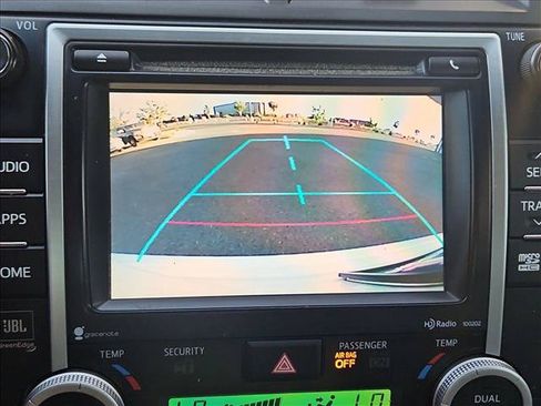 Used 2014 Toyota Camry XLE w/ Leather Package FWD image 14