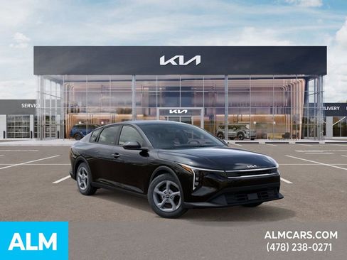 Used 2025 Kia K4 LXS image 10