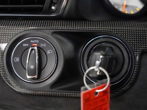 Used 2018 Porsche 911 GT3 image 21