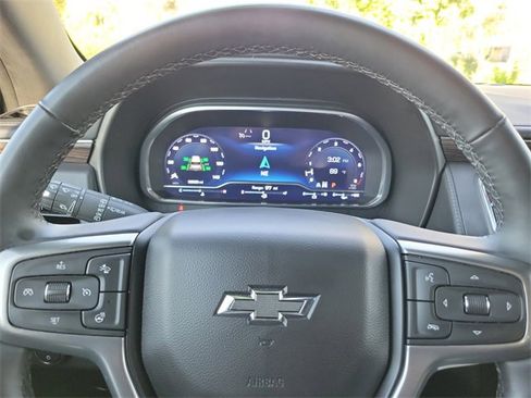 Certified 2023 Chevrolet Suburban Z71 w/ Luxury Package image 21