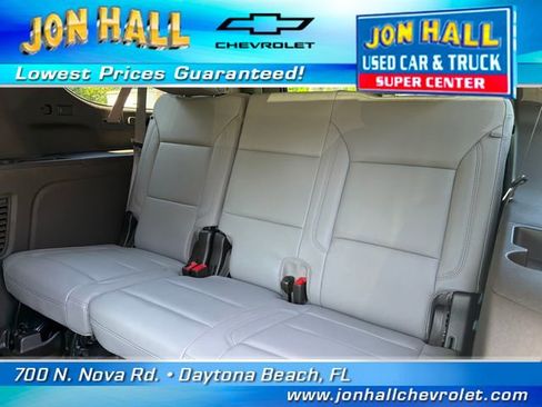 Used 2025 Chevrolet Suburban Z71 w/ Z71 Off-Road Package image 25