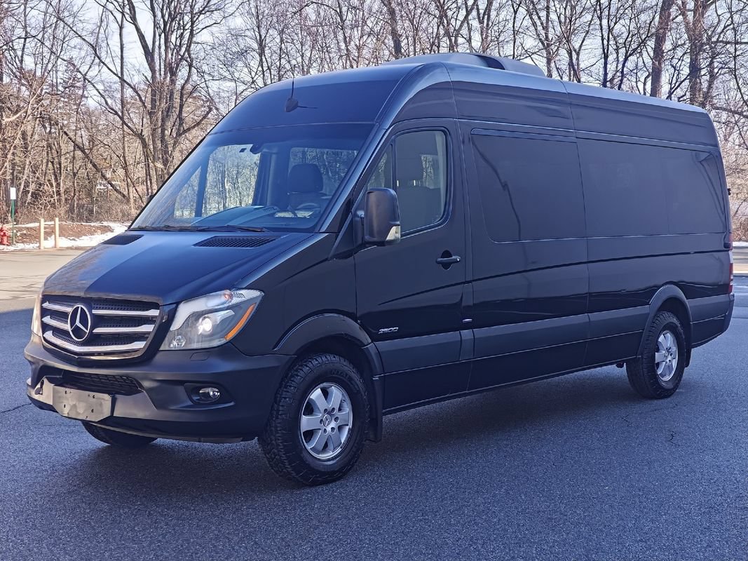 Used 2016 Mercedes-Benz Sprinter 2500 image 8