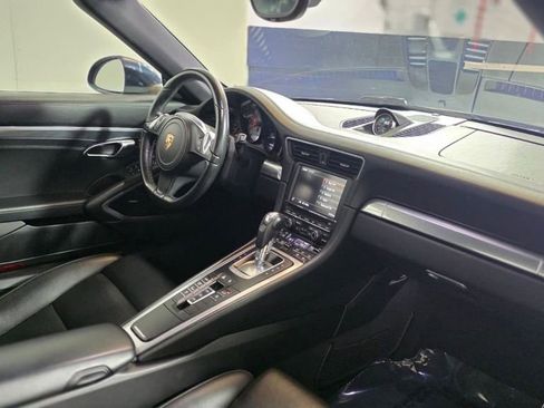 Used 2015 Porsche 911 Carrera 4S image 11