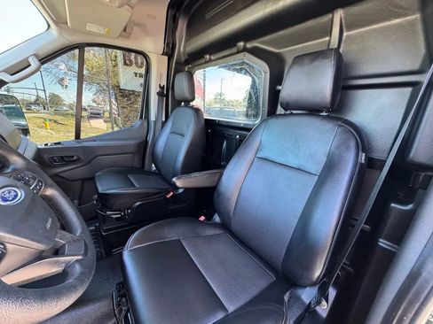 Used 2020 Ford Transit 150 Medium Roof image 10