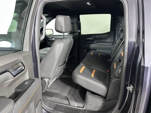 Used 2023 GMC Sierra 1500 AT4 w/ AT4 Premium Package image 15