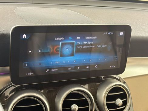 Used 2021 Mercedes-Benz GLC 300 image 24