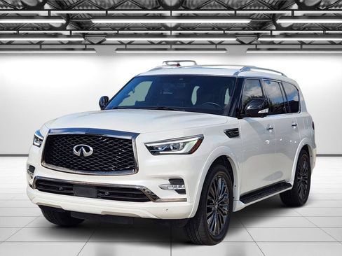 Used 2024 INFINITI QX80 Sensory AWD/4WD image 5