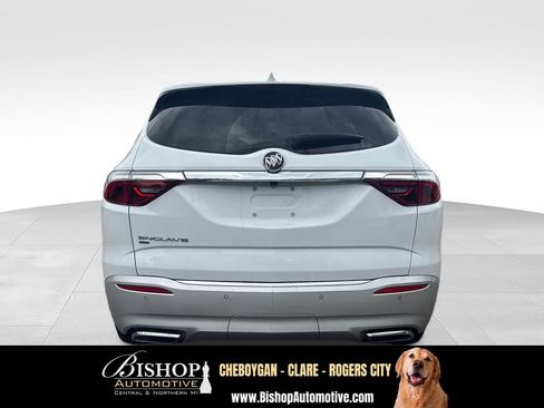 Used 2023 Buick Enclave Essence w/ LPO, Floor Liner Package AWD/4WD image 10