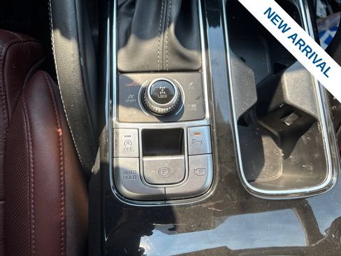Used 2024 Kia Telluride SX Prestige w/ Towing Package AWD/4WD image 29