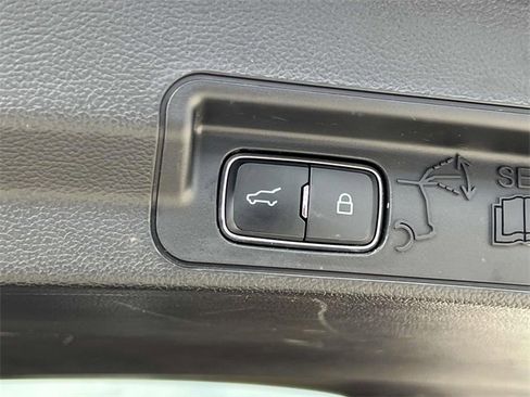 Certified 2023 Ford Explorer XLT w/ Equipment Group 202A image 13