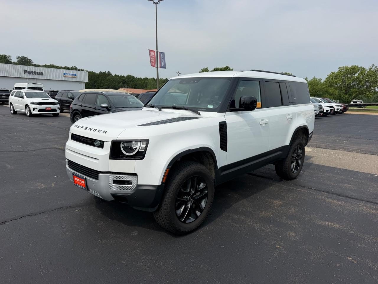 Used 2023 Land Rover Defender 130 S AWD/4WD image 7