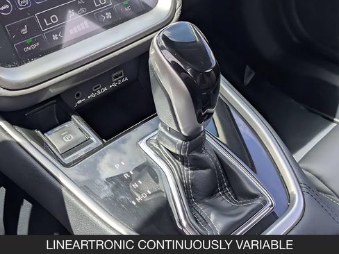 Used 2025 Subaru Outback Onyx Edition AWD/4WD image 22