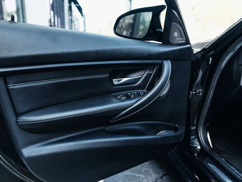 Used 2018 BMW M3 CS RWD image 12