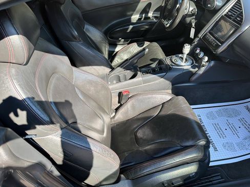 Used 2012 Audi R8 V8 image 32