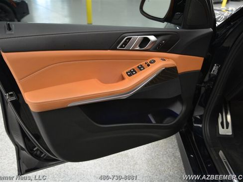 Used 2022 BMW X5 xDrive40i w/ M Sport Package image 38