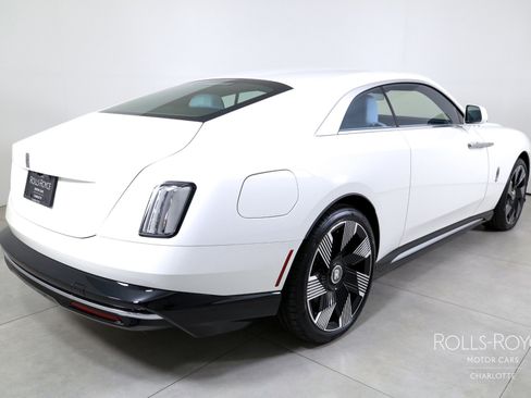 Used 2025 Rolls-Royce Spectre w/ Spectre Enhancement Package image 2