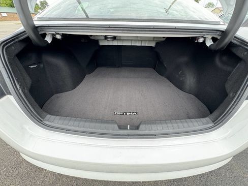 Used 2013 Kia Optima SX w/ Limited Pkg FWD image 25