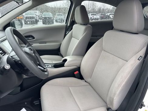 Used 2016 Honda HR-V EX image 15