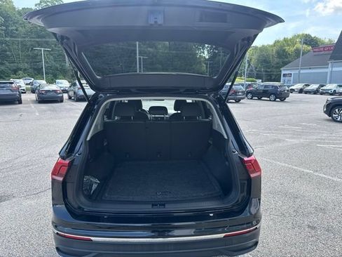 Certified 2023 Volkswagen Tiguan SE AWD/4WD image 8