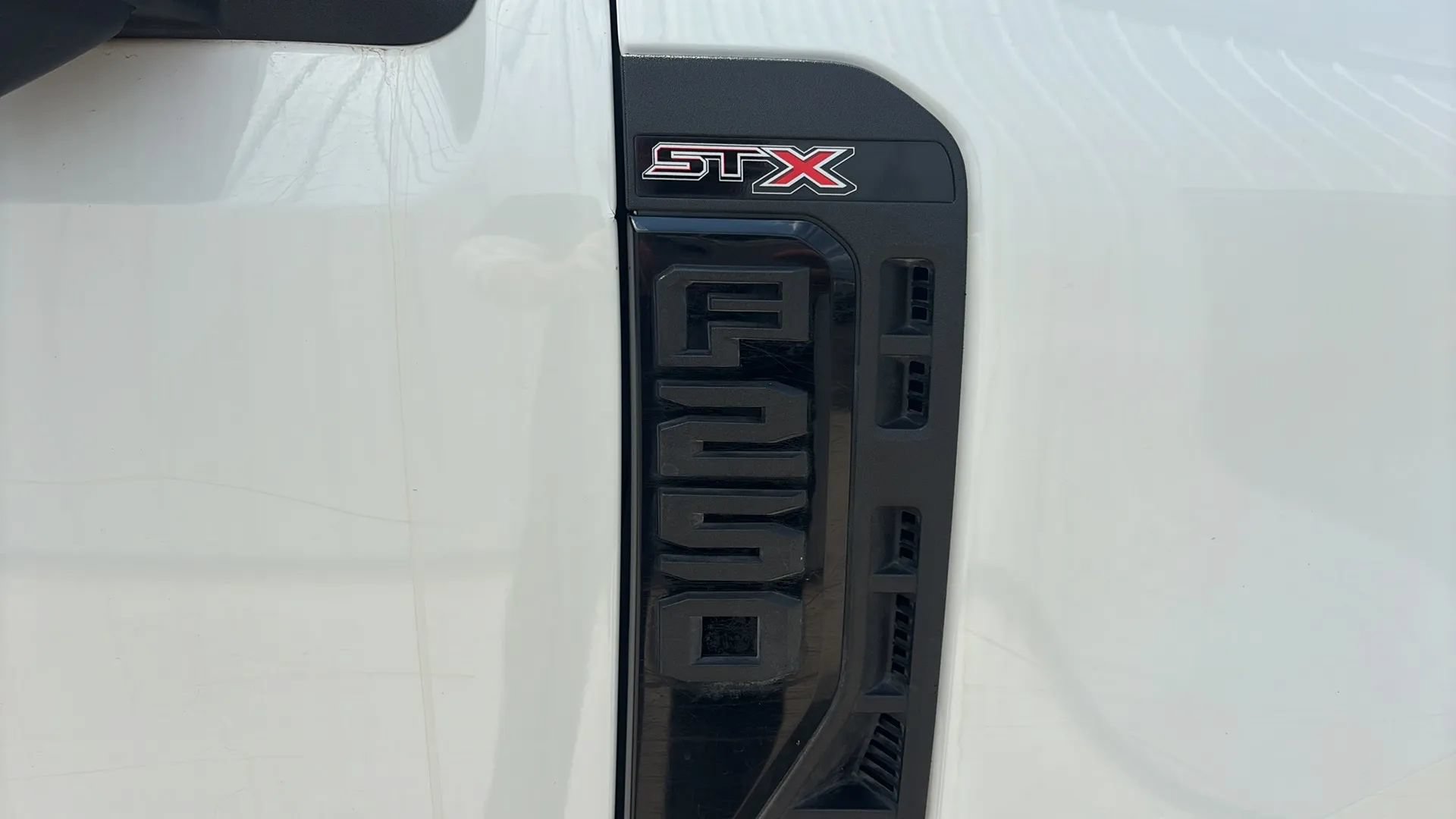 Used 2024 Ford F250 XL w/ STX Appearance Package AWD/4WD image 8