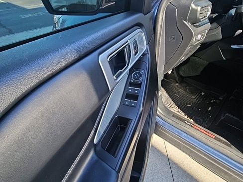 Used 2020 Ford Explorer ST w/ ST Street Pack image 11
