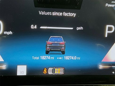 Used 2023 BMW X7 xDrive40i w/ Premium Package image 13