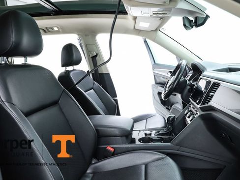 Used 2018 Volkswagen Atlas SEL AWD/4WD image 36
