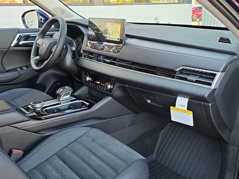 New 2026 Mitsubishi Outlander SE image 31